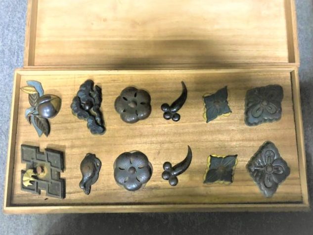 釘隠し 骨董品買取 緑和堂