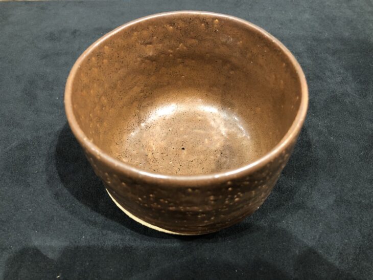 石黒 宗麿 作『柿釉 茶盌』 ｜骨董品買取 緑和堂