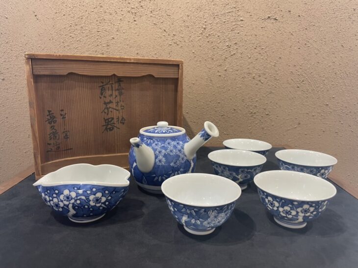 平安 嘉々瑞 造『青華松竹梅 煎茶器揃』