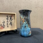 小嶋 千鶴子 作『花壷』