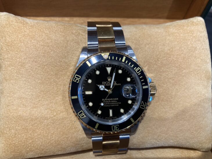 馬小屋の何かで作られた飾り置物^_^ ロレックス サブマリーナ Ref.16613 ｜骨董品買取 緑和堂