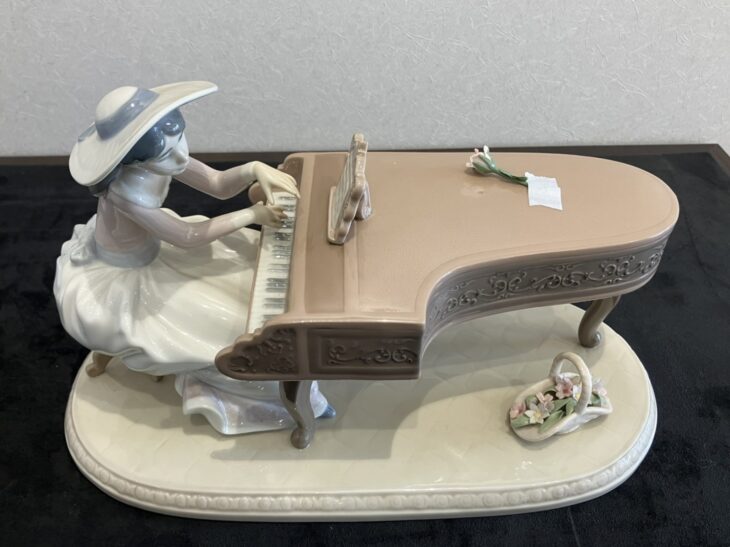 リヤドロ 『春のリサイタル』 ｜骨董品買取 緑和堂