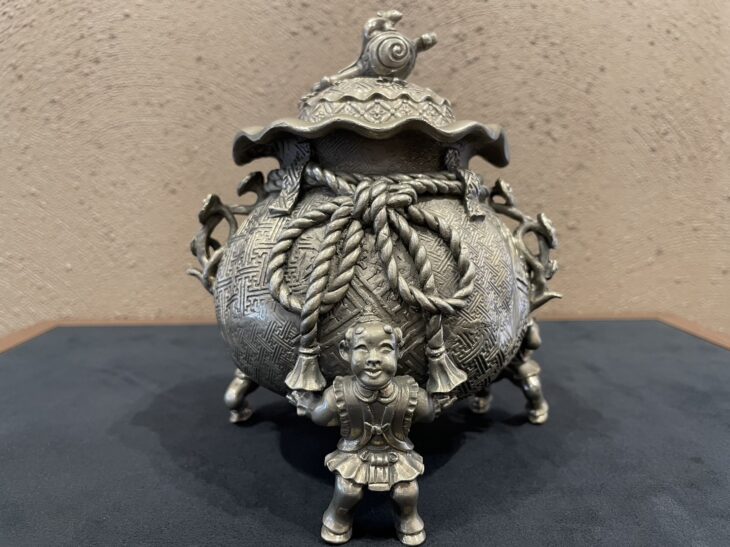 香炉　骨董品 二上常太郎 作『茶袋型香炉』 ｜骨董品買取 緑和堂