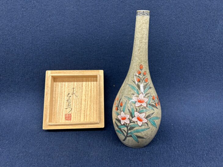 【激レア】十三代今泉今右衛門作品　花瓶 LINE_ALBUM_20230624_230624_9.jpg