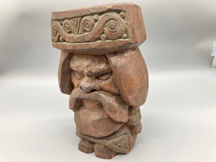 砂澤ビッキ　彫刻　置物 砂澤ビッキ 作『座像』 ｜骨董品買取 緑和堂