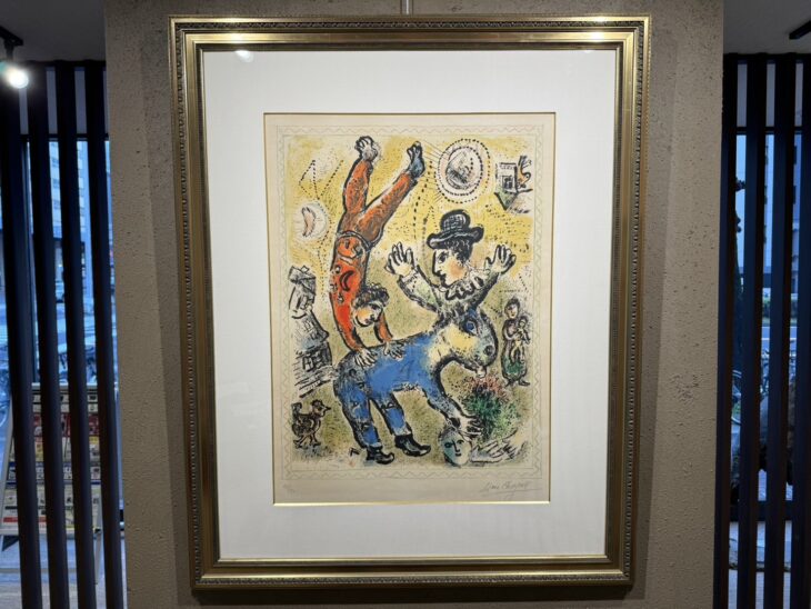 マルク・シャガール『赤い軽業師』