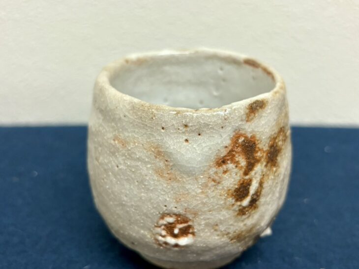 未使用　二代半泥子 川喜田敦作 志野焼 湯呑 共箱 竜合窯 川喜田敦『湯 しの』 ｜骨董品買取 緑和堂