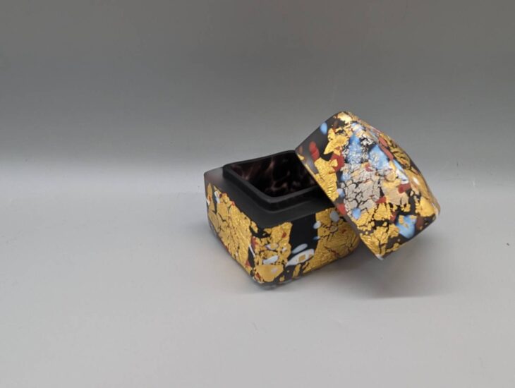 藤田喬平 作『紅白梅』 ｜骨董品買取 緑和堂