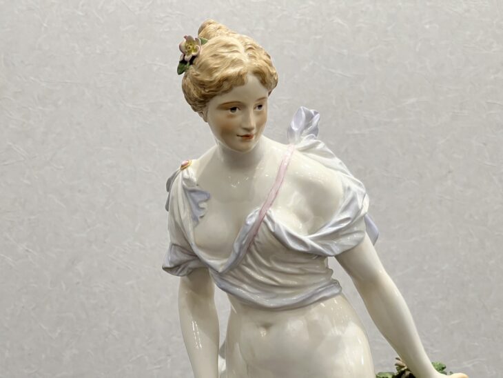 MEISSEN マイセン窯『水浴』 ｜骨董品買取 緑和堂