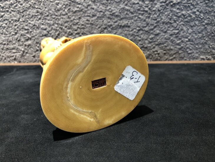 象牙 置物 「俳人」 ｜骨董品買取 緑和堂