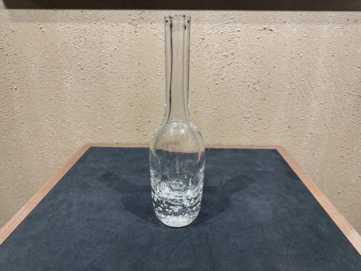 カガミクリスタル 花瓶『湧』 ｜骨董品買取 緑和堂