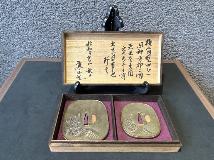 菊間瓦 風神雷神 うさぎの置物 卯 兎 ウサギ 守り神 いぶし銀 鬼