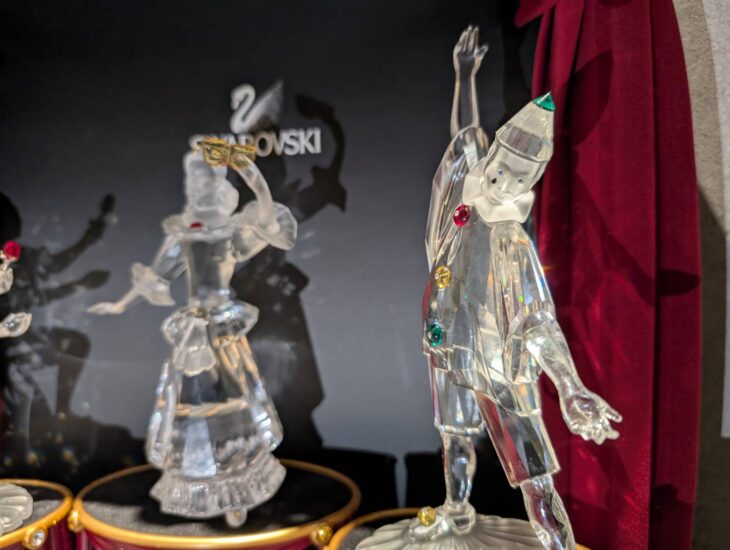 ✤スワロフスキー限定作品✤『マスカレード』＊舞台付き ✤スワロフスキー限定作品✤『マスカレード』＊舞台付き