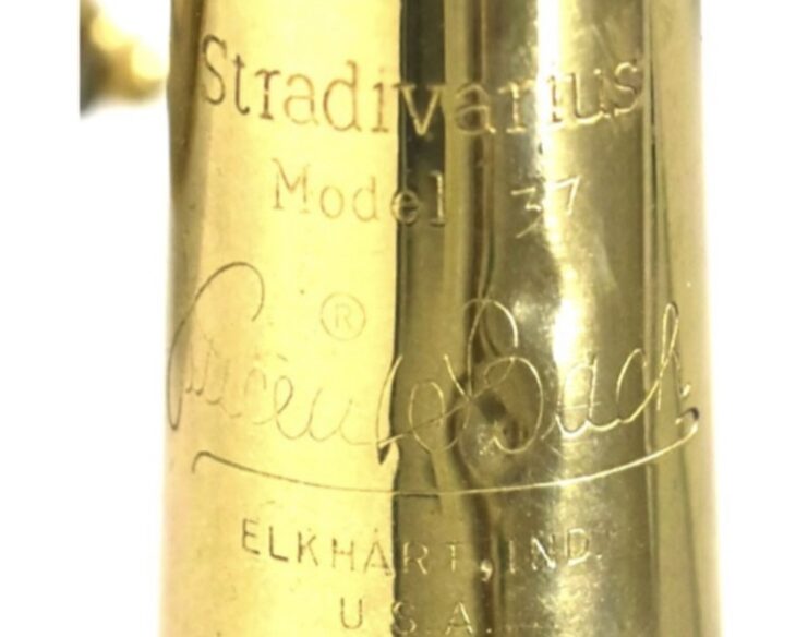 Vincent Bach トランペット 『Stradivarius』 ｜骨董品買取 緑和堂