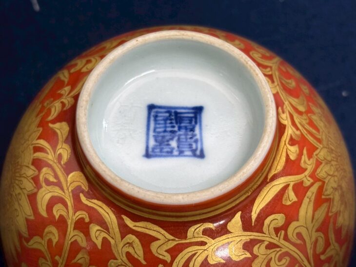 緒締め玉　鳥図　波千鳥　骨董　胴乱　赤　R1452 佐野光穂 波千鳥図 絹本掛軸 Z345｜骨董店 のびる 古美術 骨董
