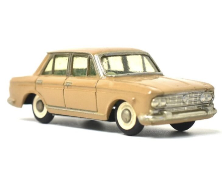 大盛屋『ダットサン ブルーバード』