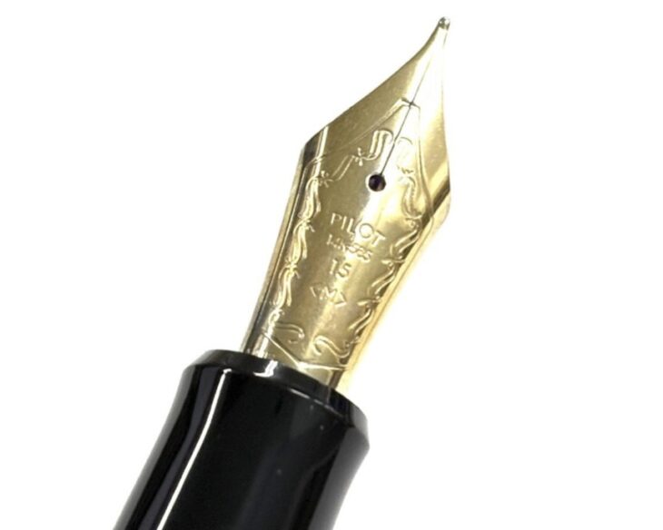 PILOT  万年筆