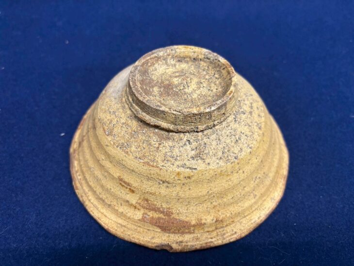 763『伊羅保茶碗』　/美術品 骨董 古美術 アンティーク 古伊羅保茶碗 | | 収蔵品詳細 | 作品を知る | 東京富士美術館