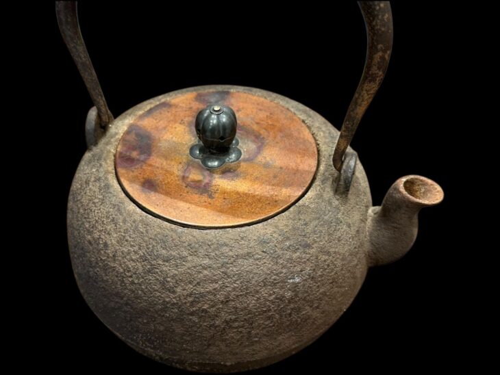 雲色堂 『鉄瓶』 ｜骨董品買取 緑和堂