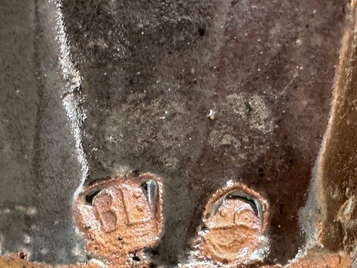 バーナード・リーチ 『黒釉面取注瓶』 濱田庄司識 ｜骨董品買取 緑和堂