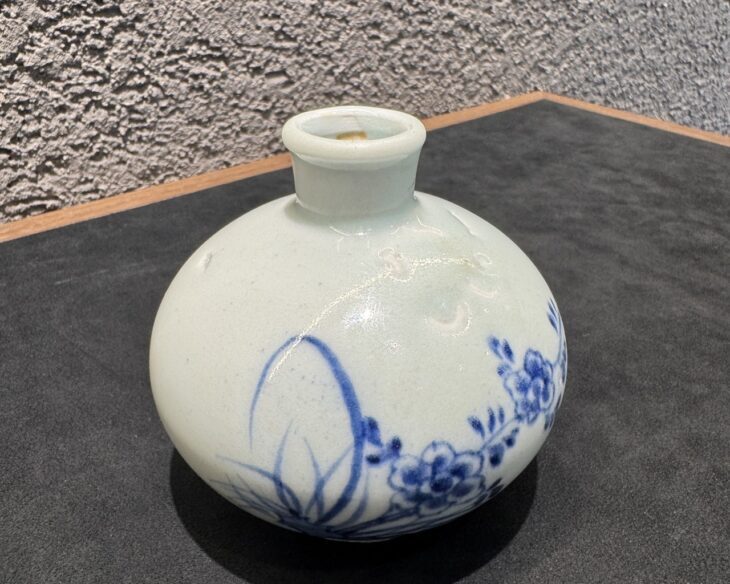 李朝青花秋草文徳利 ｜骨董品買取 緑和堂