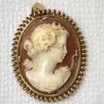 カメオ アルテミス ブローチ K18