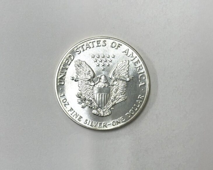 1988年　アメリカ　シルバーイーグル銀貨　1オンス　リバティ リバティ銀貨 1ドル 1988年 ｜骨董品買取 緑和堂