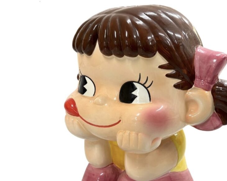 不二家 ペコちゃん人形 ｜骨董品買取 緑和堂