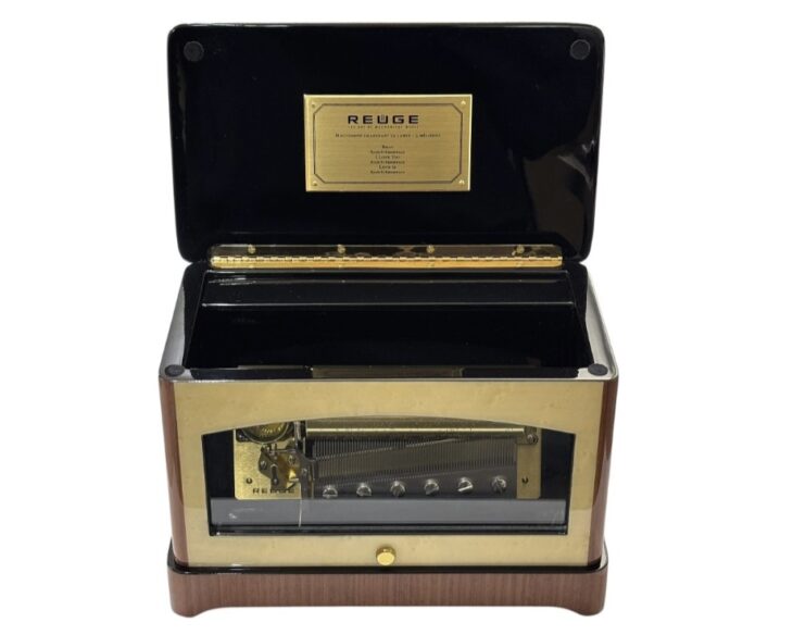 極美品❗️REUGE(ルージュ) DAUPHIN 72弁 3曲 brAXA725998DEL.jpg