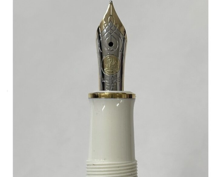 ドイツの老舗ブランド、ペリカン（Pelikan）の代表的な万年筆「スーベレーン」 文房具・事務用品 ドイツの老舗ブランド、ペリカン（Pelikan）の代表的