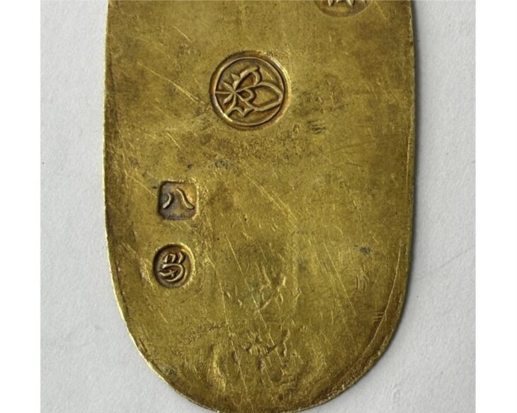 天保小判金 背：八 当 ｜骨董品買取 緑和堂