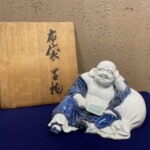 十二代 酒井田柿右衛門『布袋置物』