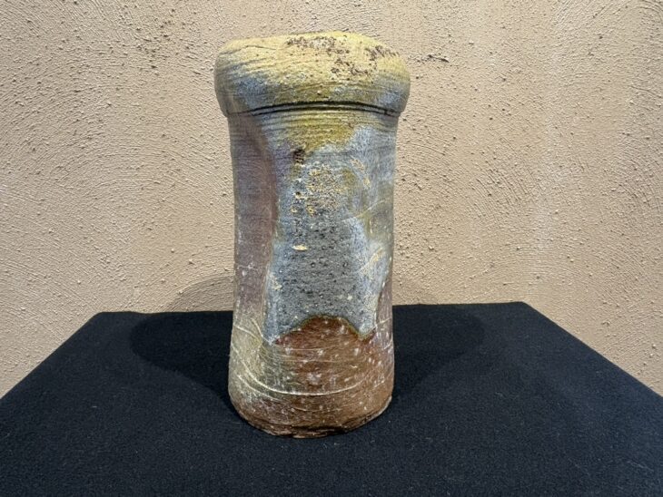 安倍 安人『備前 花入』 ｜骨董品買取 緑和堂