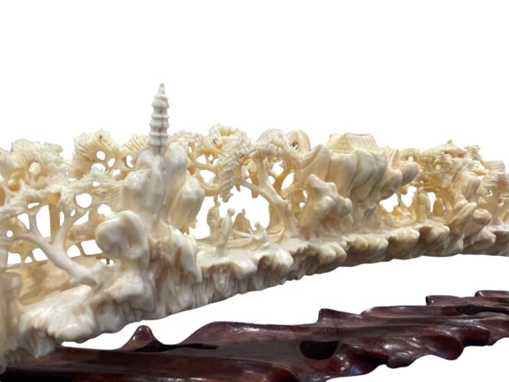象牙製 山水人物風景置物 ｜骨董品買取 緑和堂