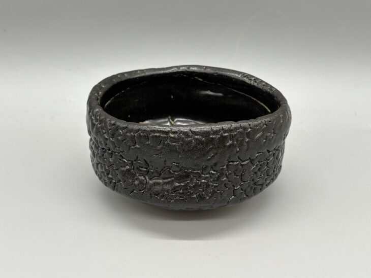 加藤孝造 『瀬戸黒 茶碗』 ｜骨董品買取 緑和堂