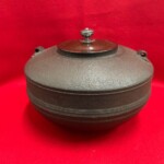 角谷 一圭 『独楽釜 出雲たたら和銑製』